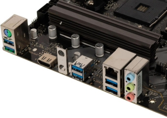 Материнская плата Socket AM4 ASRock B550M PHANTOM GAMING 4 (B550) 4*DDR4 1*PCI-Ex1 2*PCI-Ex16 SATA M