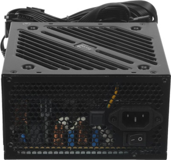 Блок питания .700W Aerocool Cylon 700 (120mm, 24+8pin, 4*8pin, 5*Sata, 3*IDE, RGB)